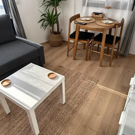 House Of Spring Apartment
