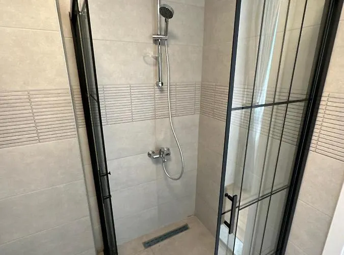 House Of Spring Apartman